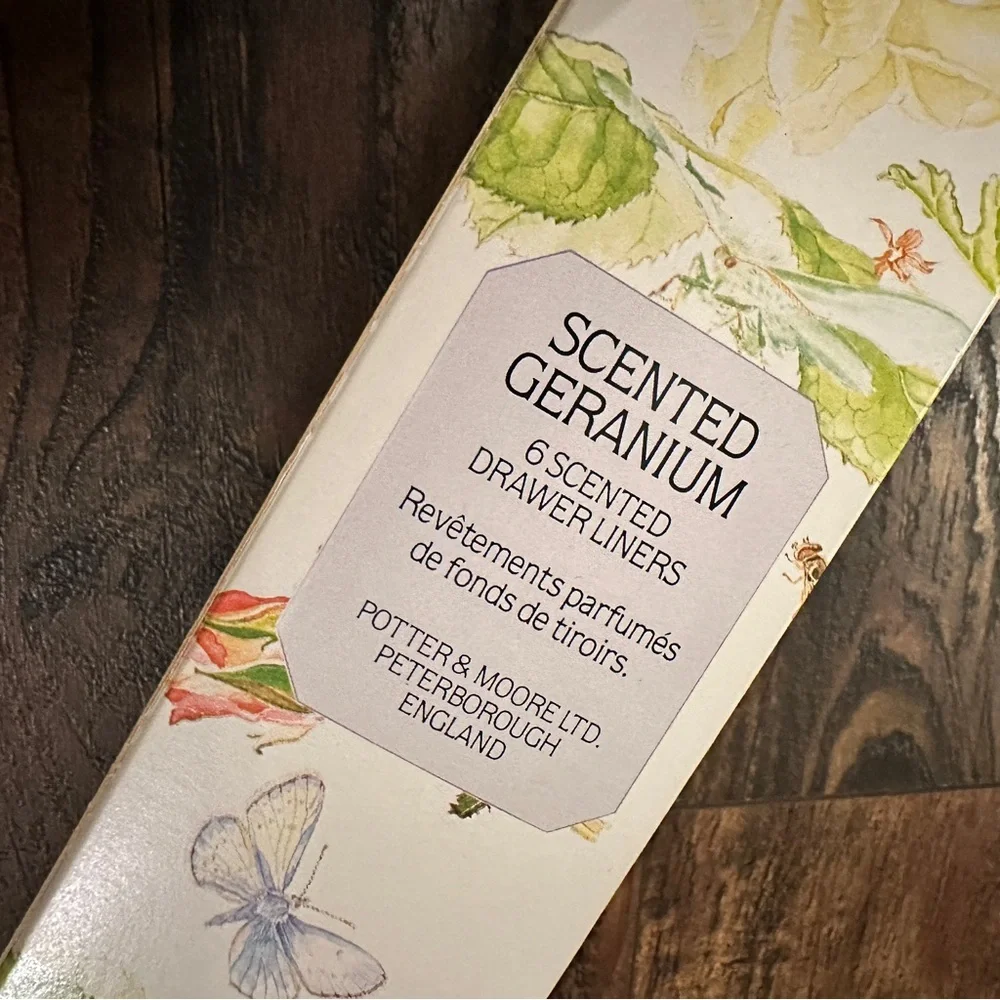 5x vintage Gardenia Scented Drawer Liners Potter & Moore